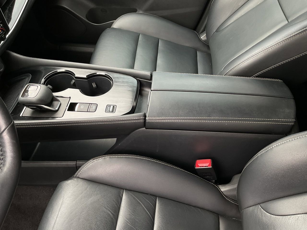 Used 2023 Nissan Rogue SL w/ SL Premium Package image 36