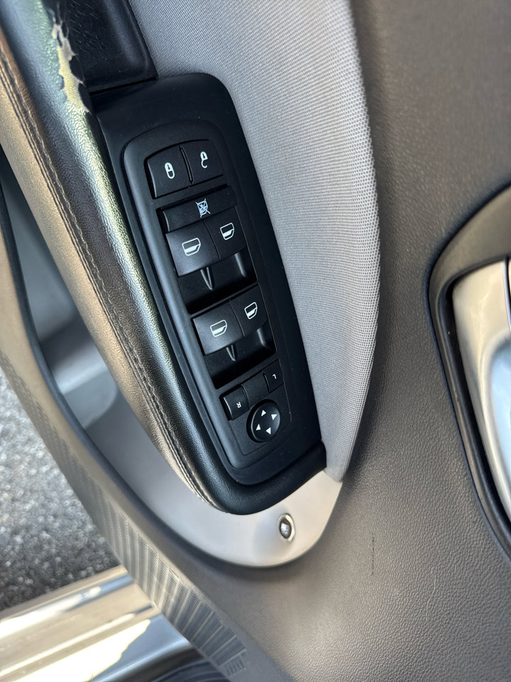 Used 2014 Dodge Dart SXT image 16