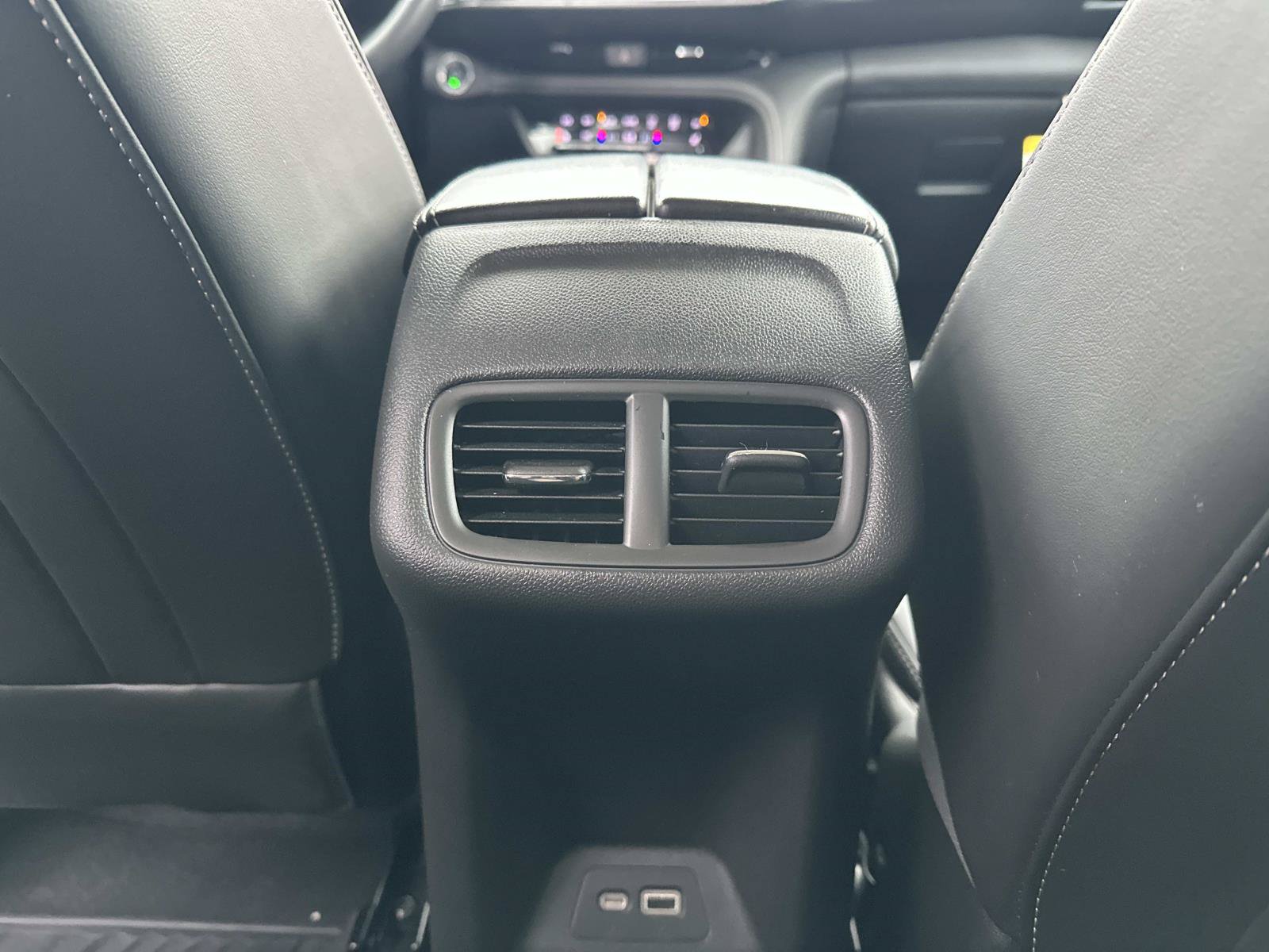 Certified 2023 Buick Envision Preferred AWD/4WD image 13