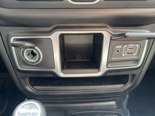 Used 2021 Jeep Wrangler Sport AWD/4WD image 7