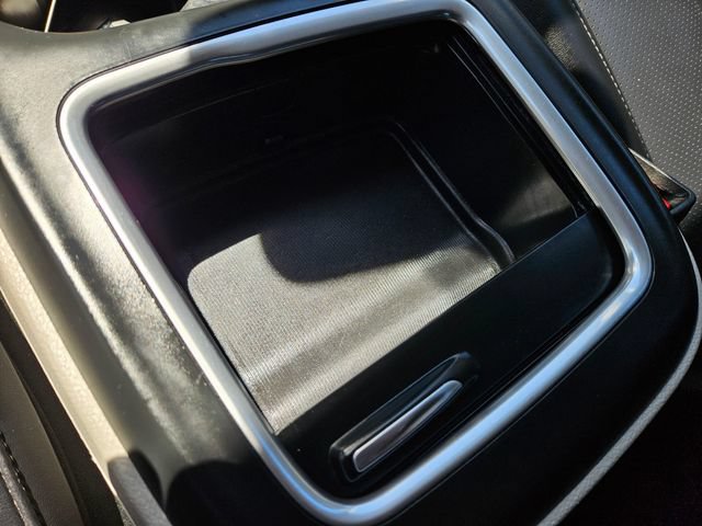 Used 2024 Chrysler Pacifica Touring-L FWD image 33
