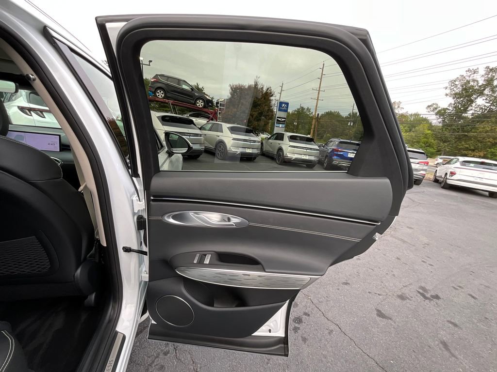Used 2026 Genesis Electrified GV70 AWD/4WD image 25