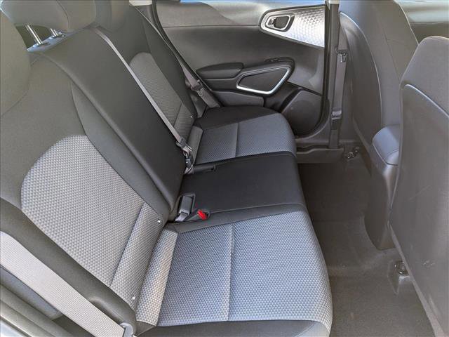 Used 2025 Kia Soul LX w/ LX Technology Package image 18