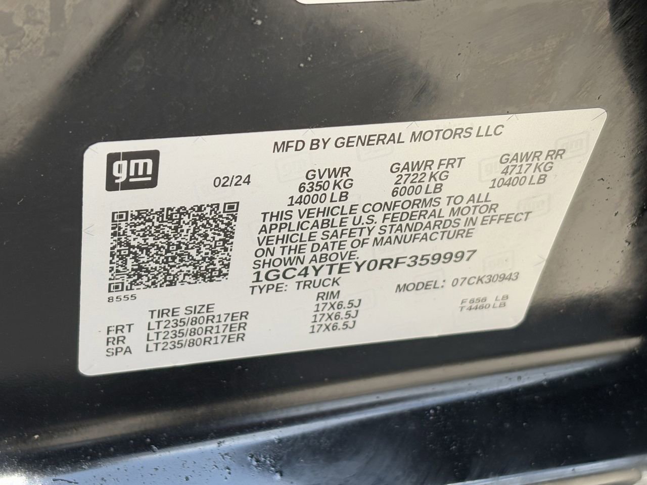 Used 2024 Chevrolet Silverado 3500 LT w/ Texas Edition AWD/4WD image 31