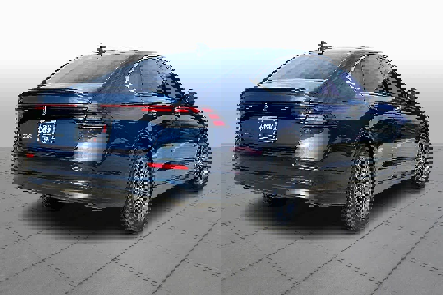 Certified 2023 Honda Accord EX image 12