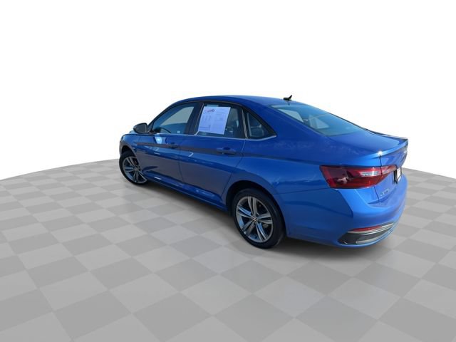 Used 2024 Volkswagen Jetta SE FWD image 6