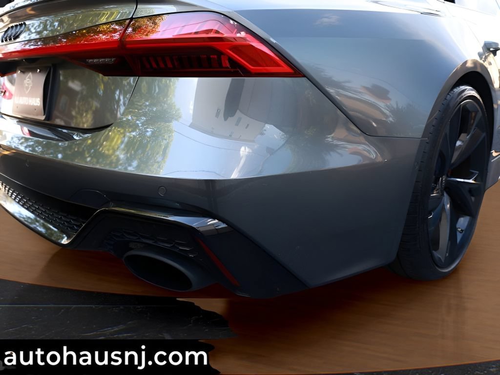 Used 2021 Audi RS 7 Sportback w/ Black Optic Package AWD/4WD image 34