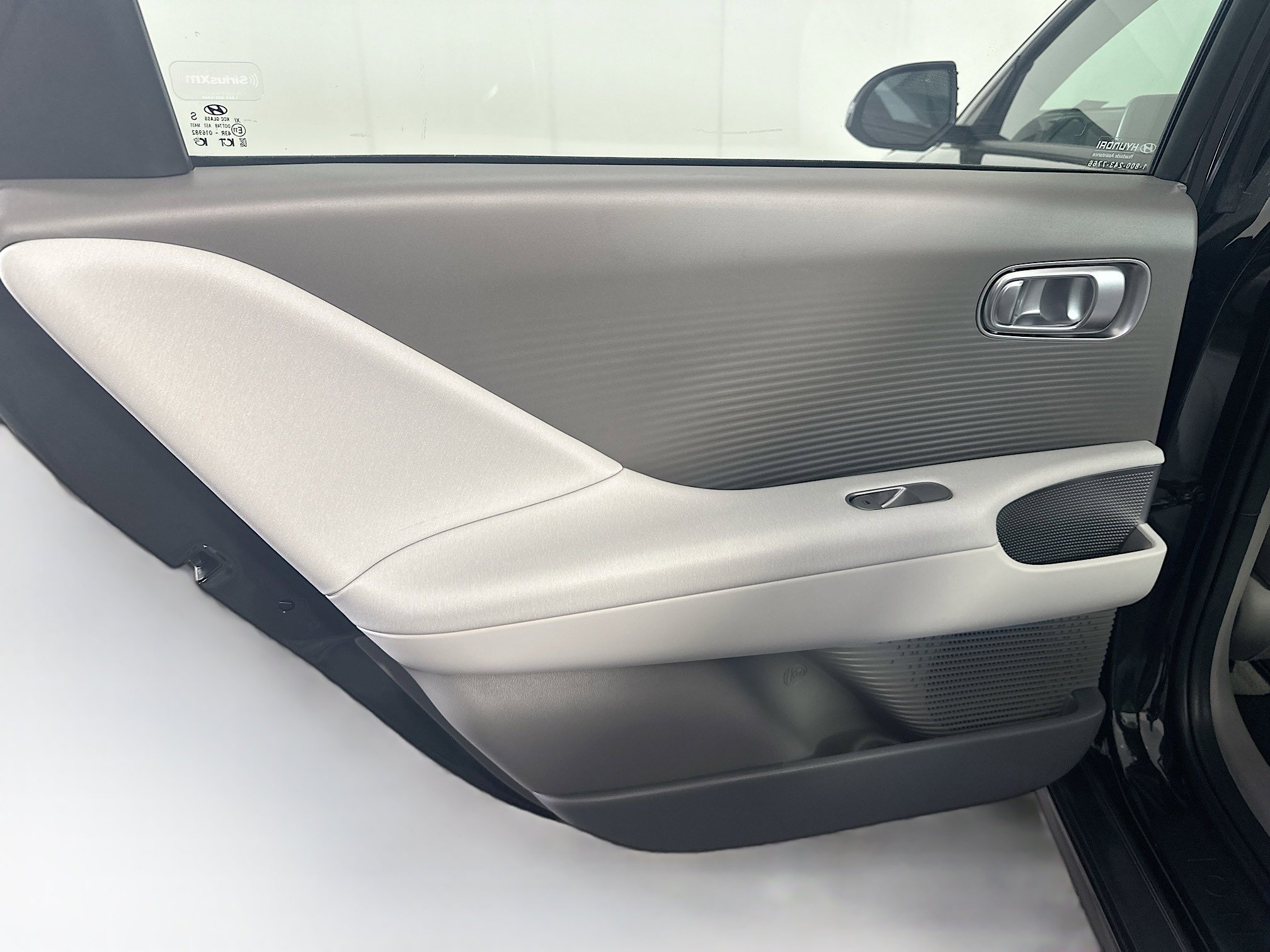 Used 2024 Hyundai Ioniq 6 SEL image 27