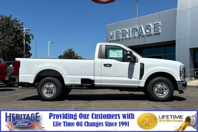 Used 2025 Ford F250 XL w/ XL Chrome Package image 3