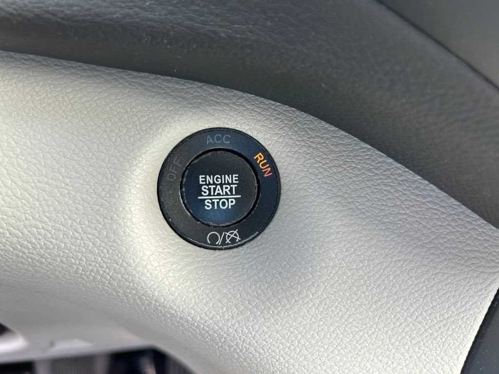 Certified 2021 Jeep Cherokee Latitude Lux w/ Sun & Sound Group FWD image 42