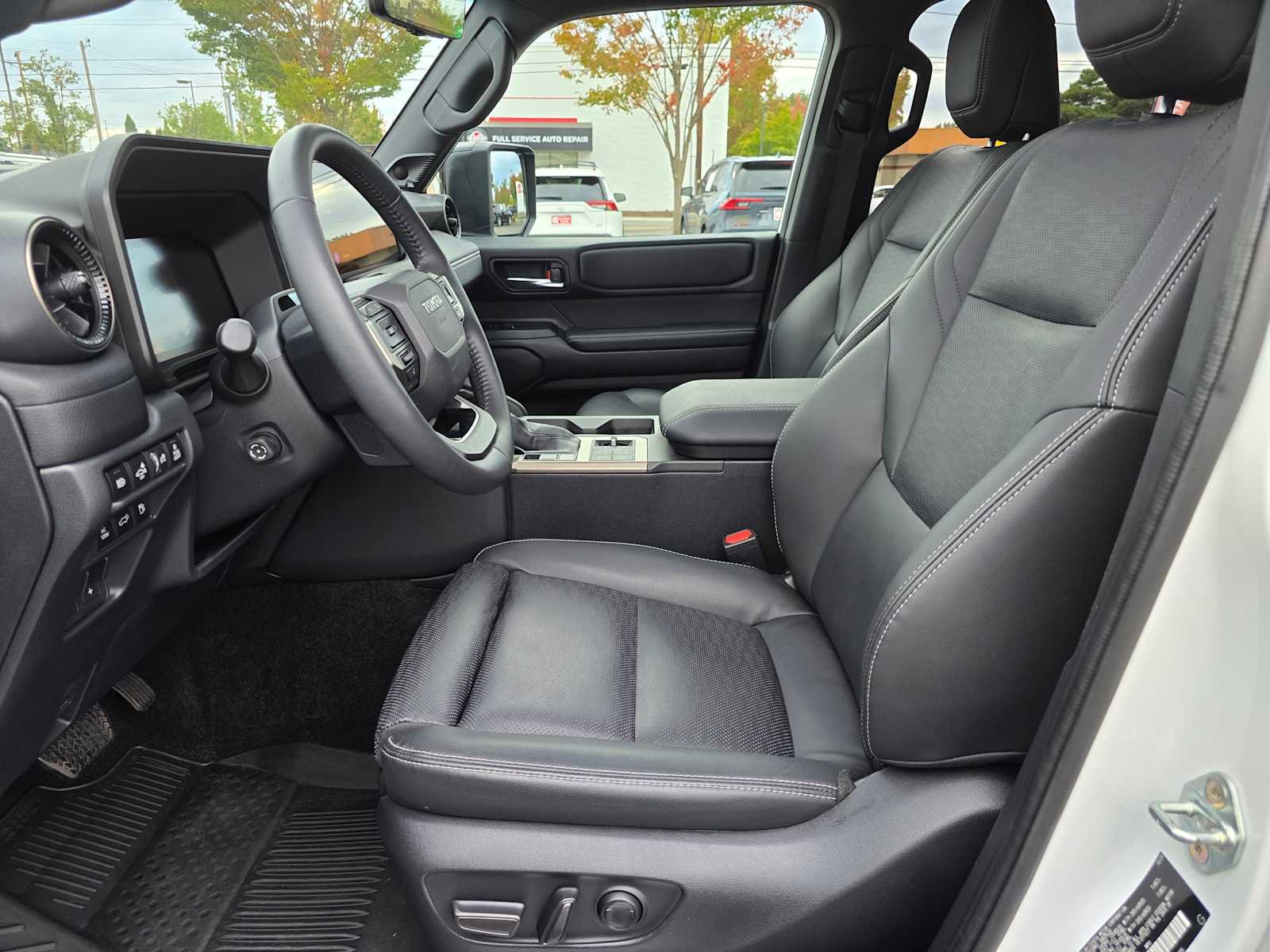 Certified 2025 Toyota Land Cruiser image 23
