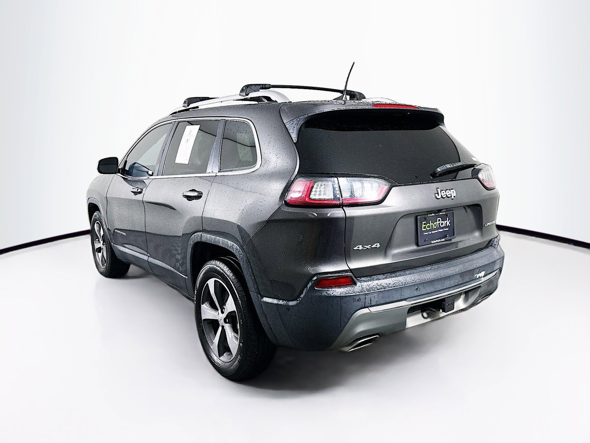 Used 2019 Jeep Cherokee Limited w/ Luxury Group AWD/4WD image 5