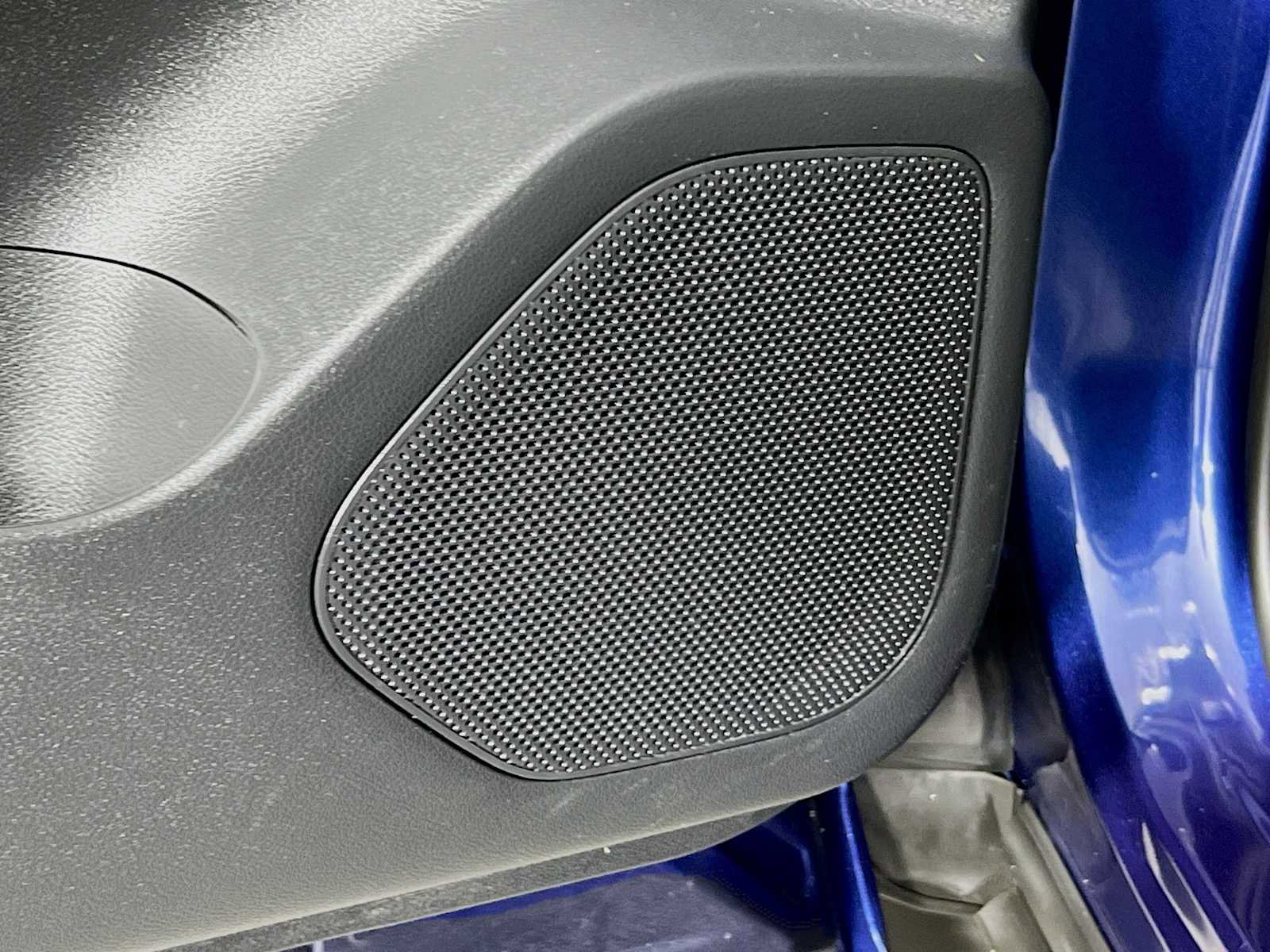 Used 2023 Nissan Rogue SV image 18