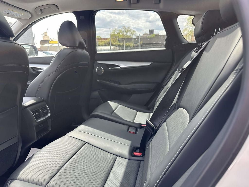 Used 2022 INFINITI QX50 Essential AWD/4WD image 14