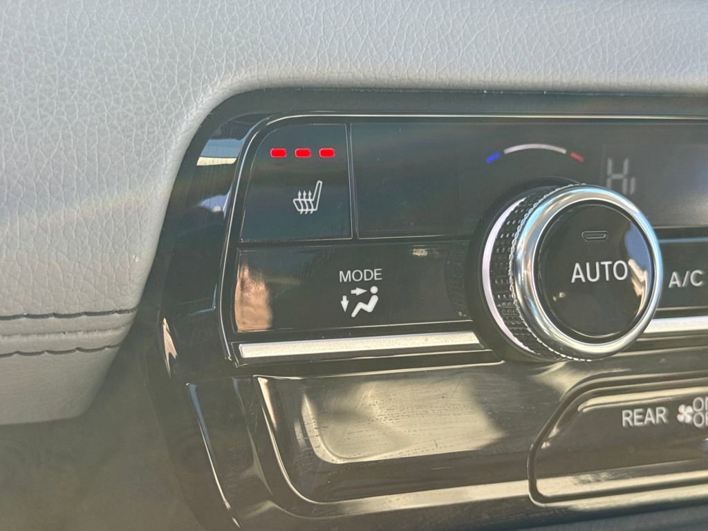 Used 2024 Honda Pilot Touring image 27