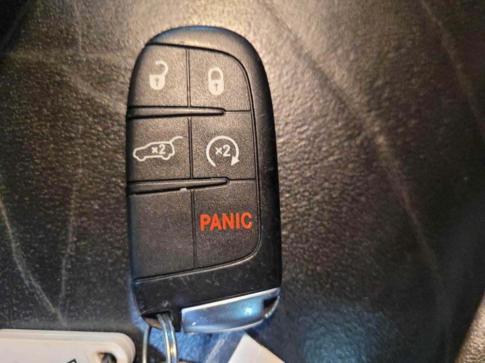 Used 2017 Jeep Grand Cherokee Limited AWD/4WD image 32