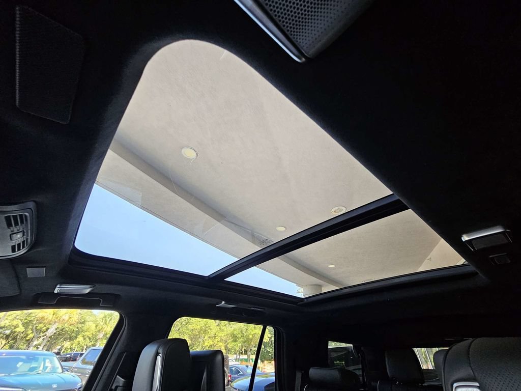 Used 2025 Cadillac Escalade V w/ LPO, Floor Liner Package AWD/4WD image 27