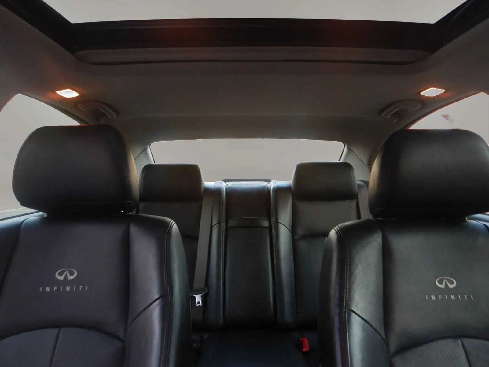 Used 2013 INFINITI G37 x Sedan w/ Premium Pkg AWD/4WD image 21