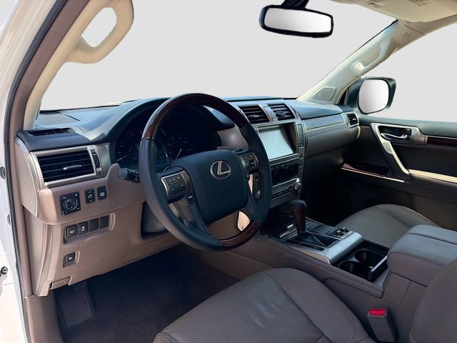Used 2015 Lexus GX 460 w/ Premium Package AWD/4WD image 26