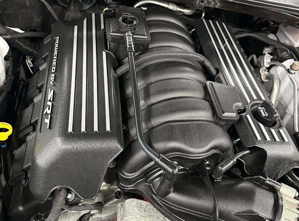 Used 2018 Dodge Challenger R/T Scat Pack w/ Dynamics Package RWD image 7