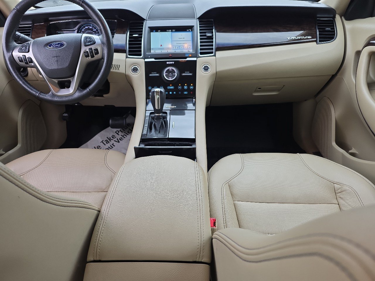 Certified 2019 Ford Taurus Limited FWD image 2