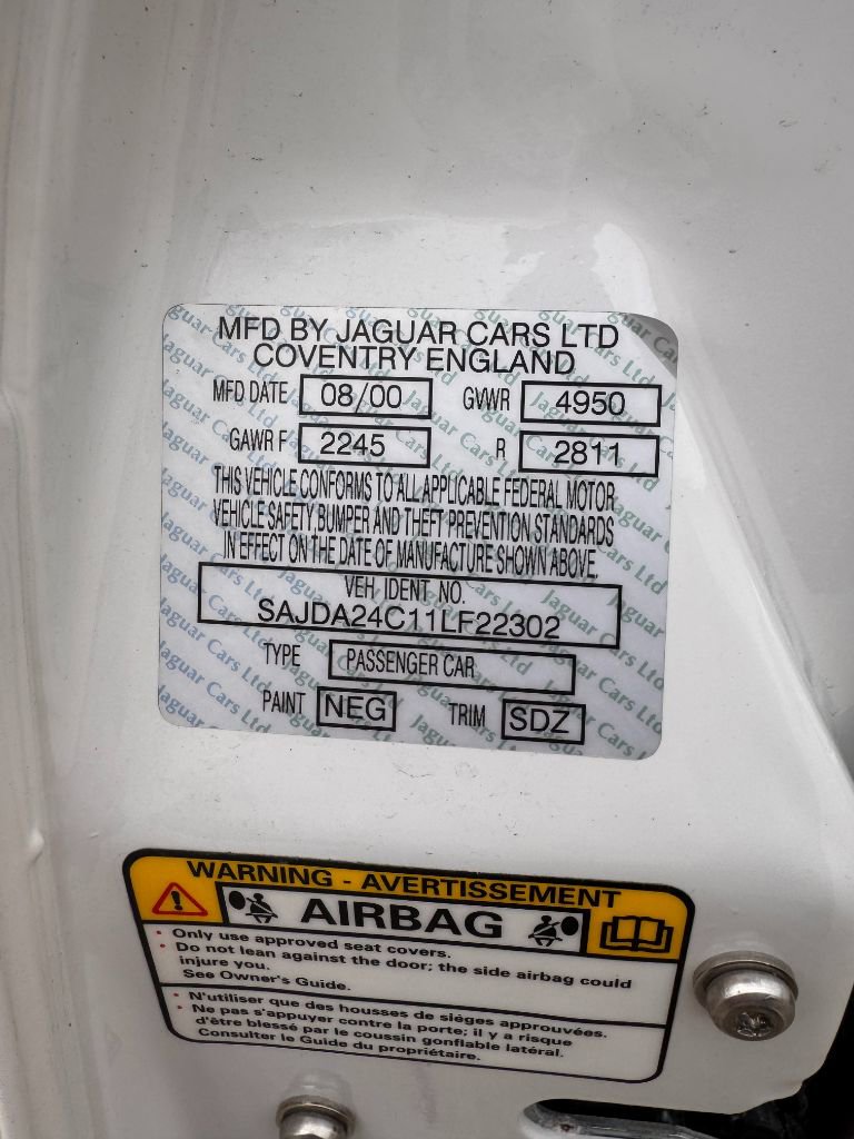 Used 2001 Jaguar XJ Vanden Plas image 22