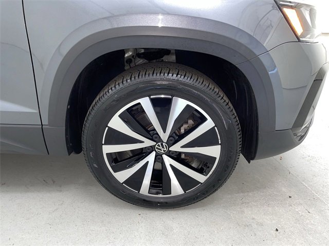 Used 2022 Volkswagen Taos SE image 14