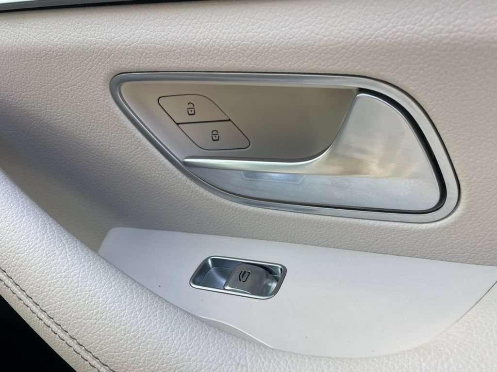 Used 2022 Mercedes-Benz GLS 450 4MATIC image 16