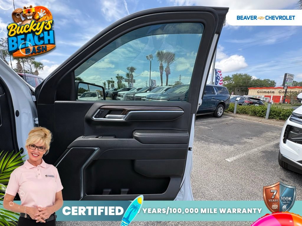 Used 2023 Chevrolet Silverado 1500 LT AWD/4WD image 27