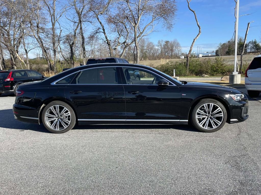 Used 2023 Audi A8 L 3.0T image 30