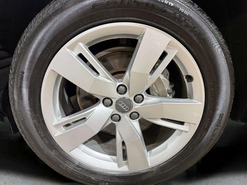 Used 2019 Audi Q5 2.0T Premium w/ Convenience Package image 30