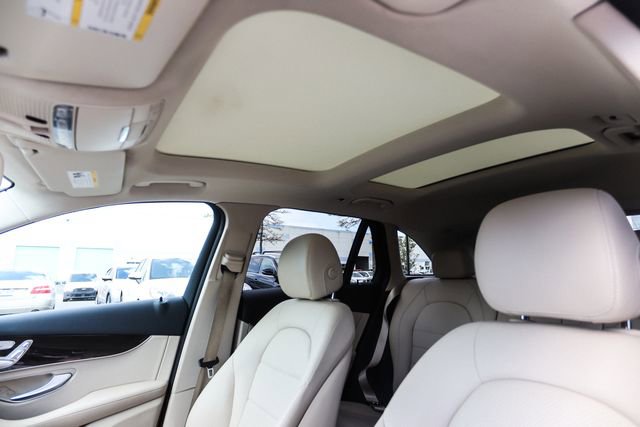 Used 2017 Mercedes-Benz GLC 300 4MATIC image 45