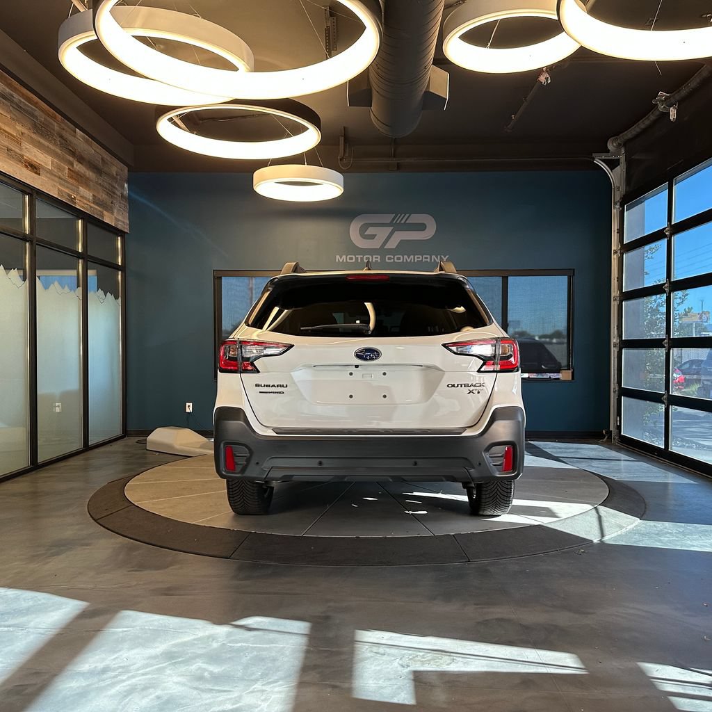 Used 2022 Subaru Outback Onyx Edition XT AWD/4WD image 4