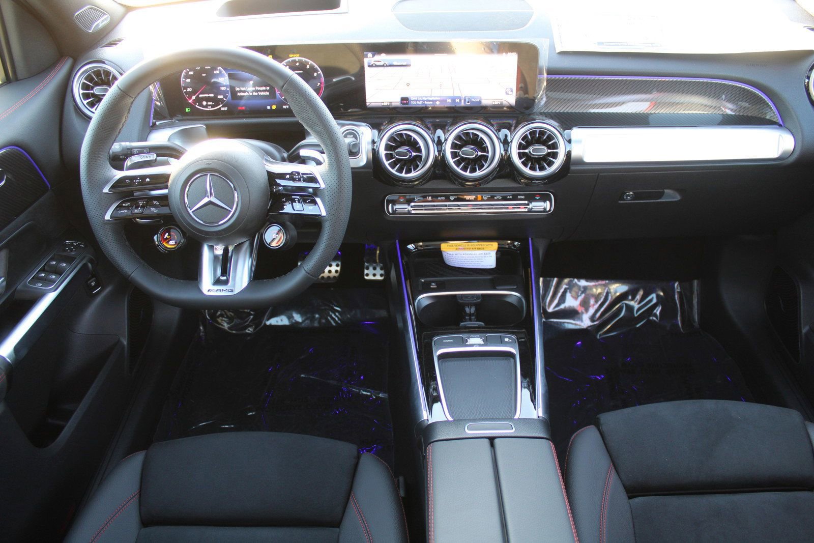 Certified 2025 Mercedes-Benz GLB 35 AMG 4MATIC image 10