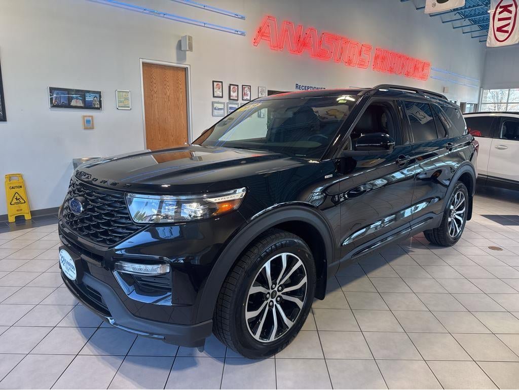 Used 2023 Ford Explorer ST-Line w/ Class IV Trailer Tow Package AWD/4WD image 7