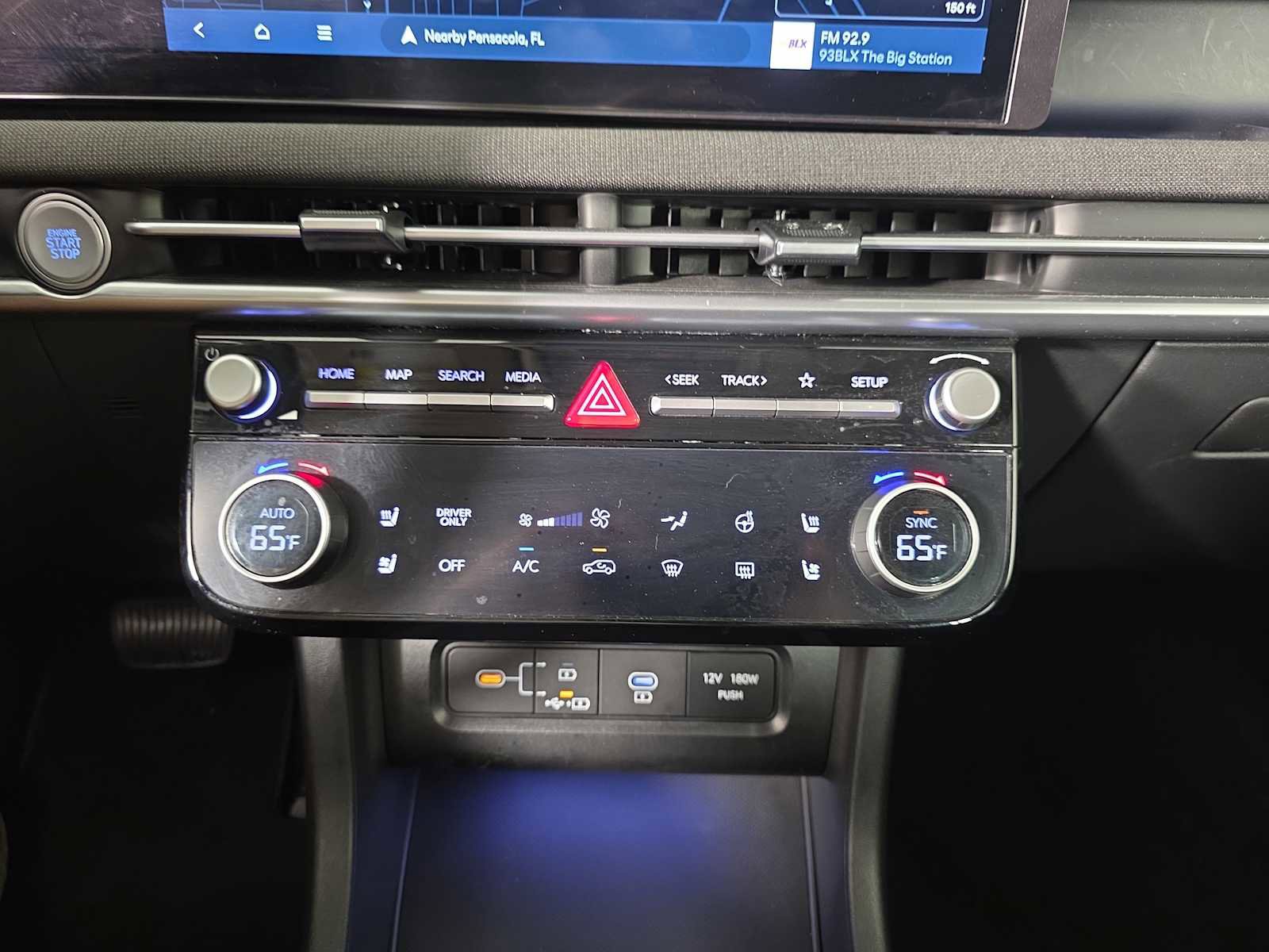 Used 2025 Hyundai Tucson Limited image 15