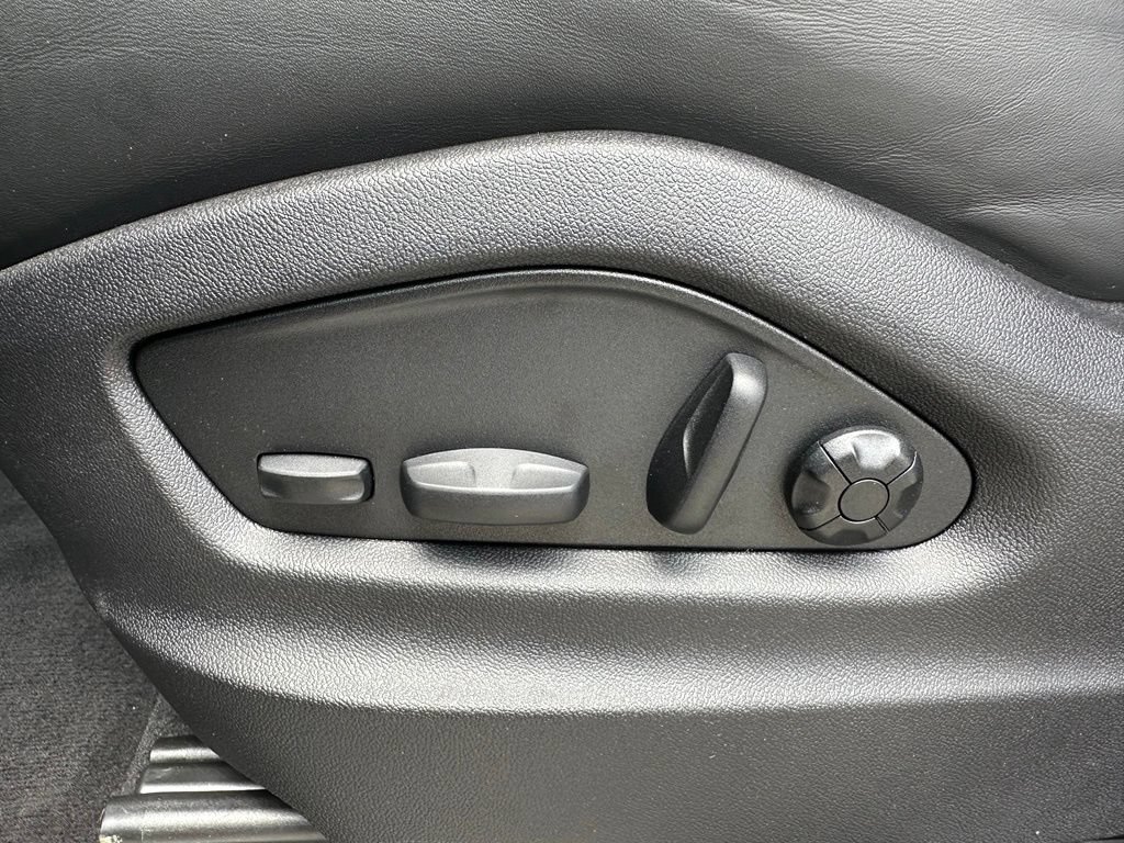 Certified 2026 Porsche Cayenne S AWD/4WD image 23