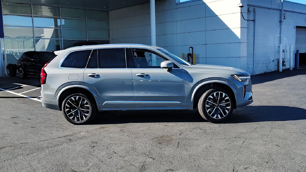 New 2026 Volvo XC90 B6 Ultra AWD/4WD image 2