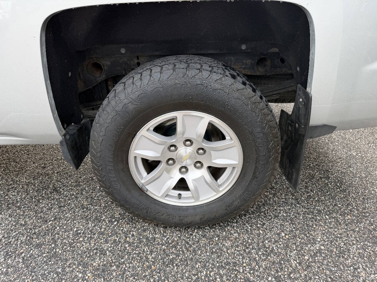 Used 2017 Chevrolet Silverado 1500 LT w/ All Star Edition AWD/4WD image 27