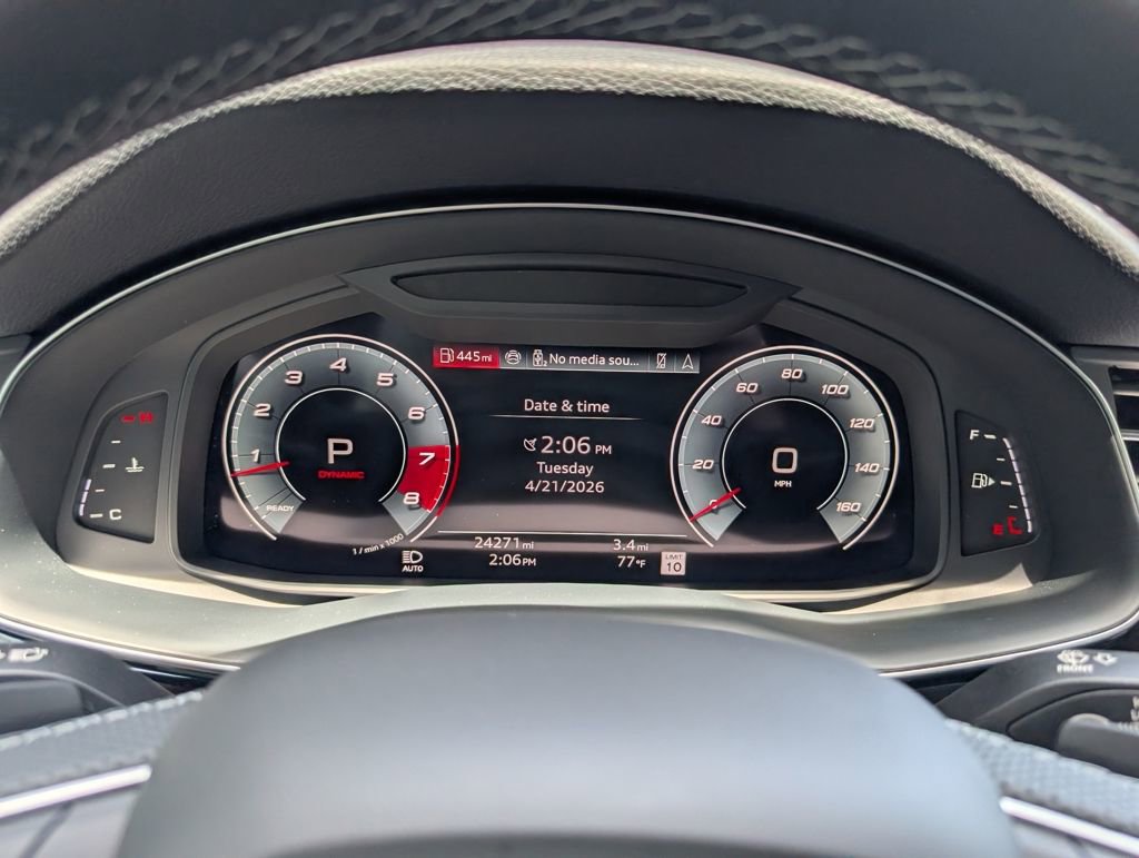 Used 2025 Audi SQ8 Prestige AWD/4WD image 12