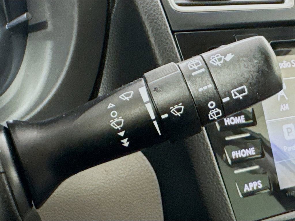 Used 2018 Subaru Forester 2.5i Premium image 13