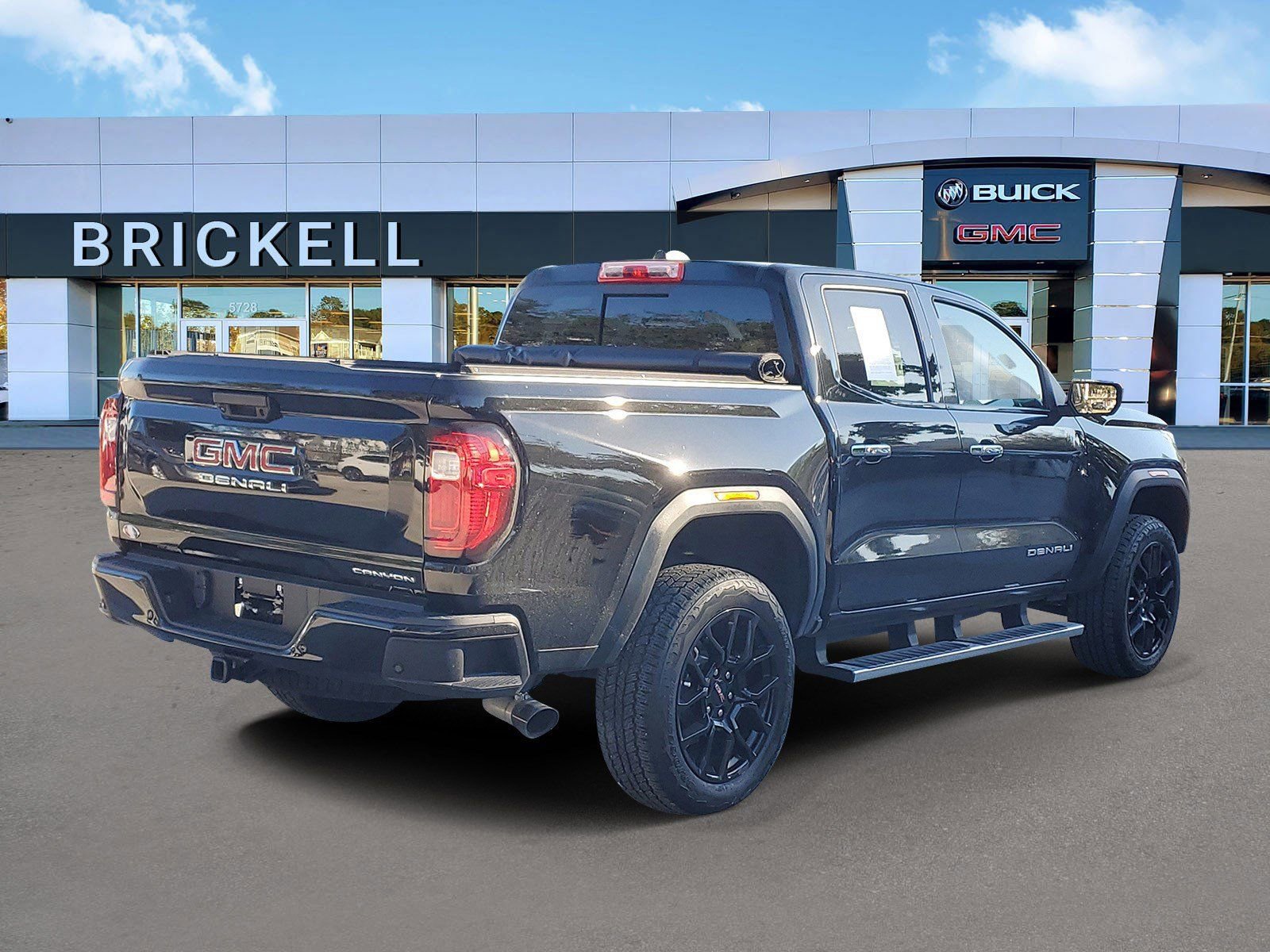 Used 2024 GMC Canyon Denali w/ LPO, Denali Black Edition image 3