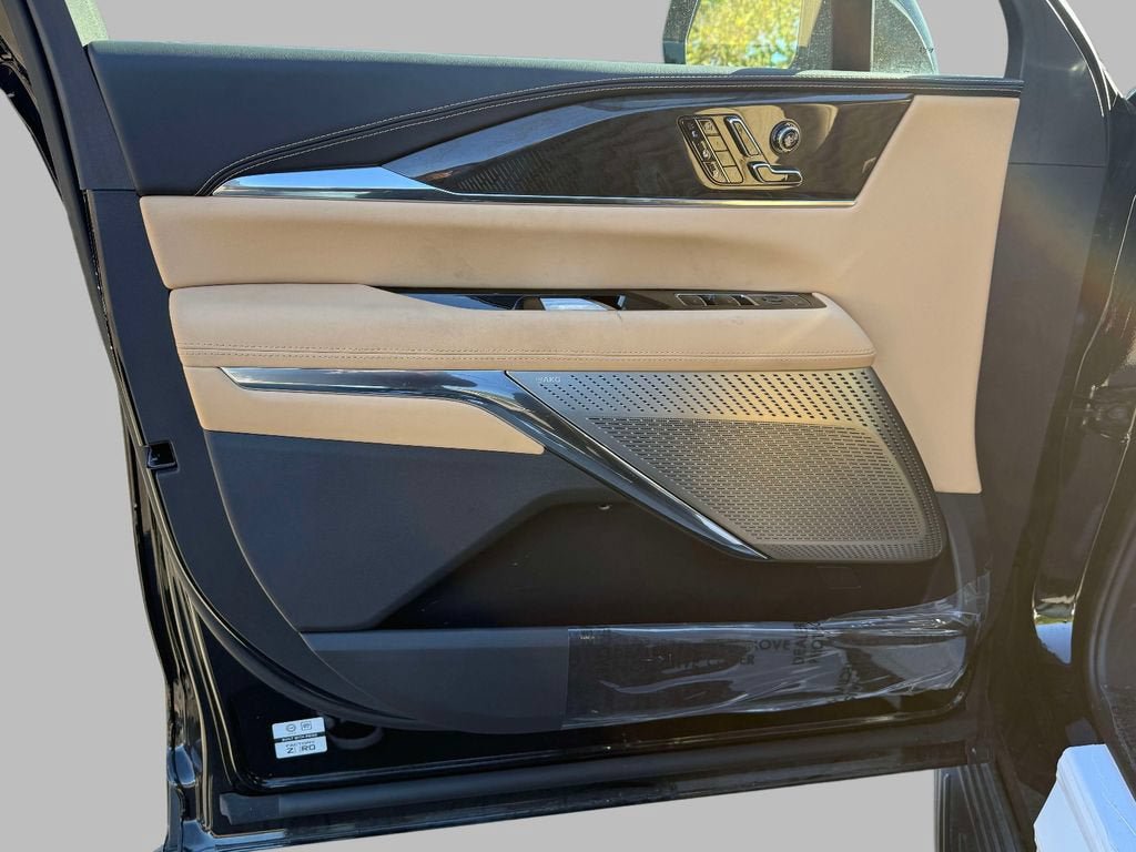 New 2025 Cadillac Escalade IQ Luxury 2 AWD/4WD image 14