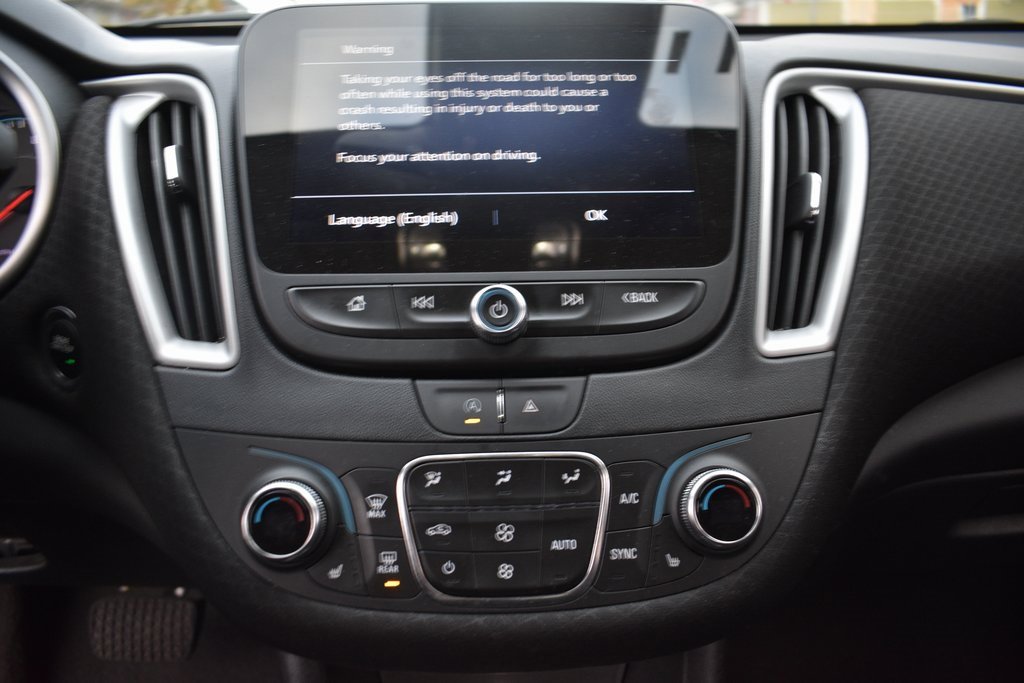 Used 2024 Chevrolet Malibu LT image 19