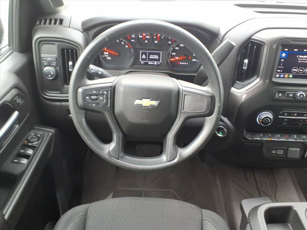 Used 2025 Chevrolet Silverado 1500 Custom RWD image 29