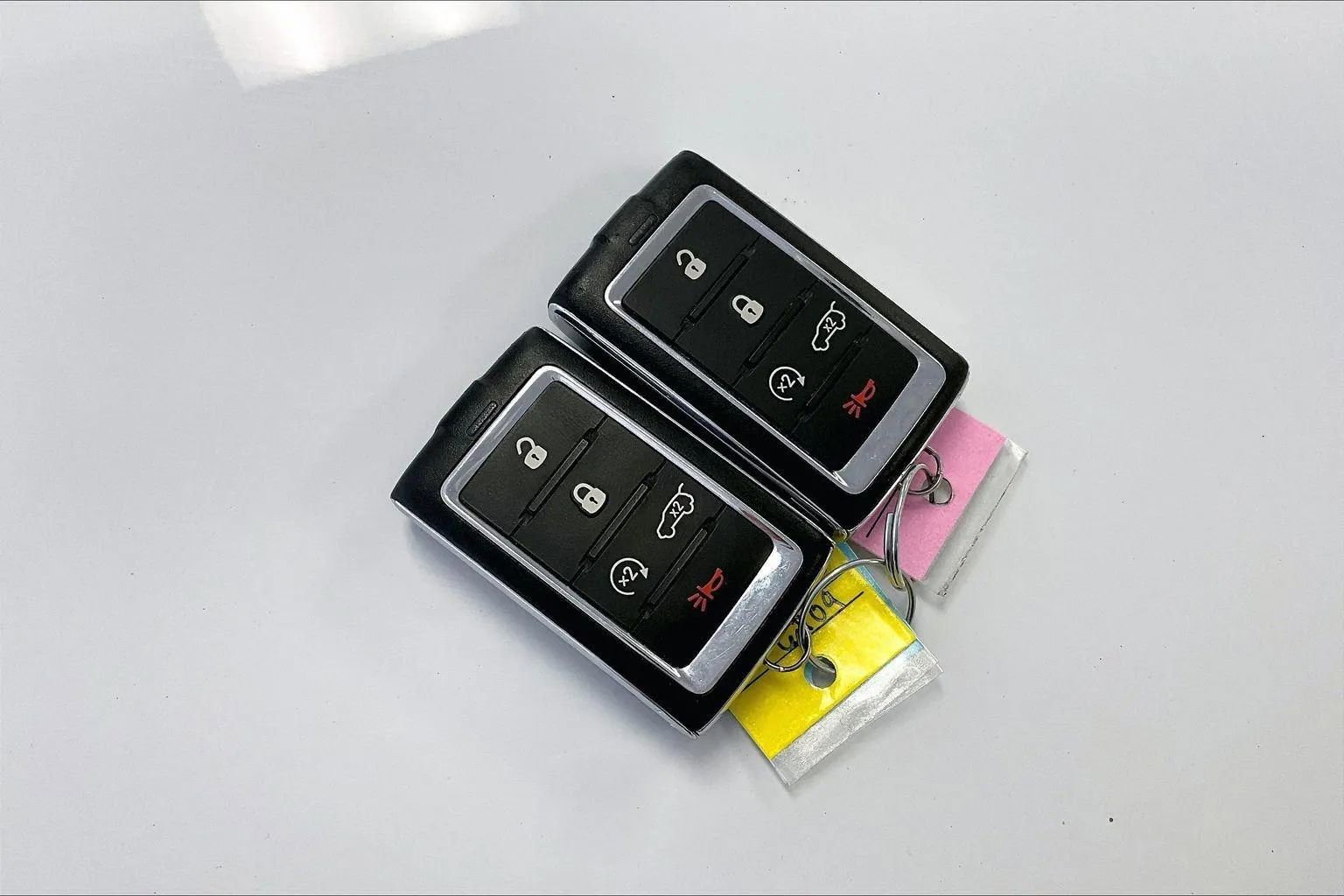 Used 2023 Jeep Grand Cherokee L Laredo image 9