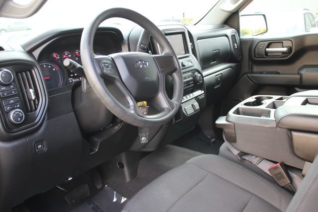 Used 2020 Chevrolet Silverado 1500 Custom Trail Boss w/ Custom Convenience Package AWD/4WD image 3