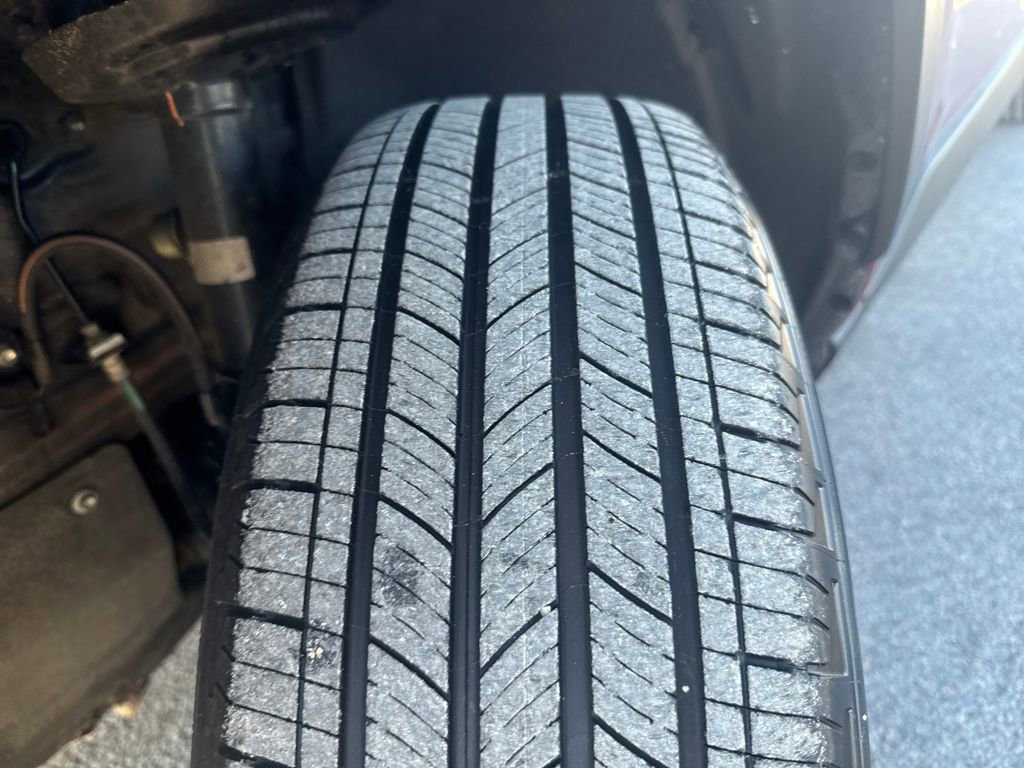 Used 2024 Toyota RAV4 XLE image 42