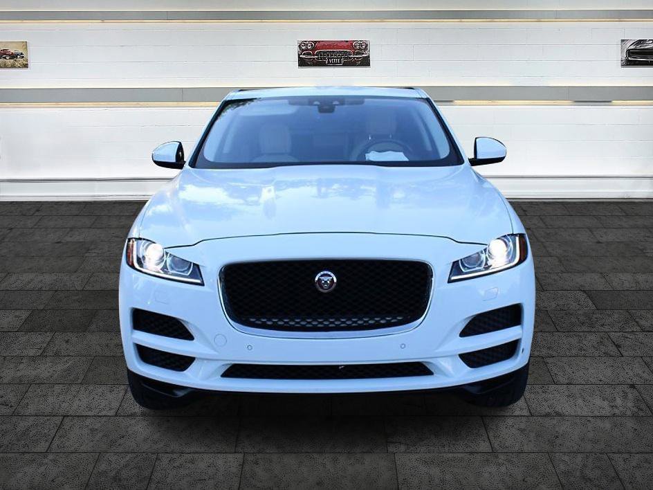 Used 2020 Jaguar F-PACE Prestige AWD/4WD image 2