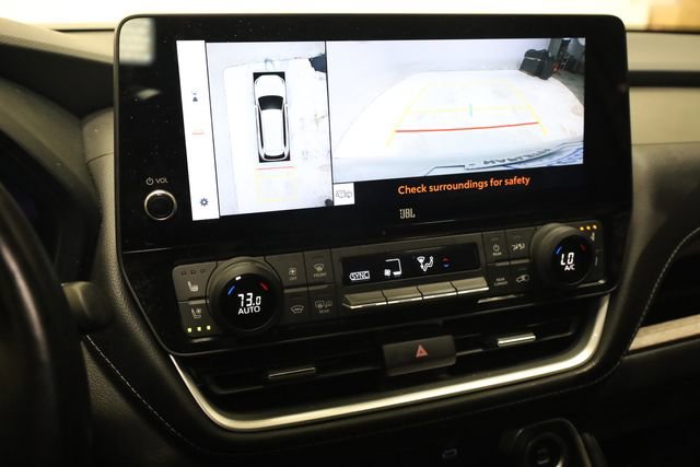 Used 2024 Toyota Grand Highlander Limited image 22